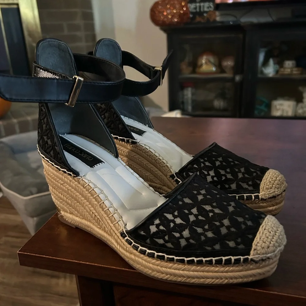 Franco Sarto Black and Tan Wedges